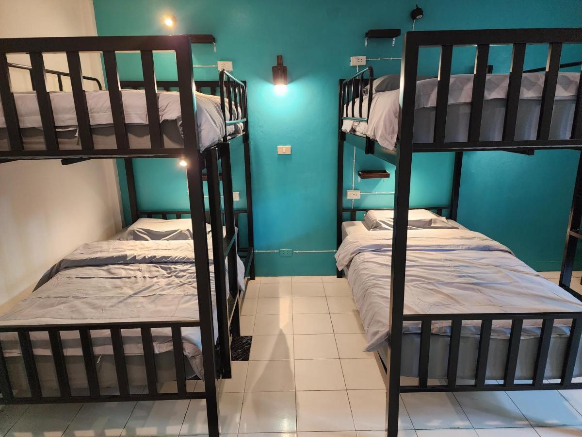 Blue Moon House - A Budget Hostel For Easy Travellers Chiang Mai Esterno foto
