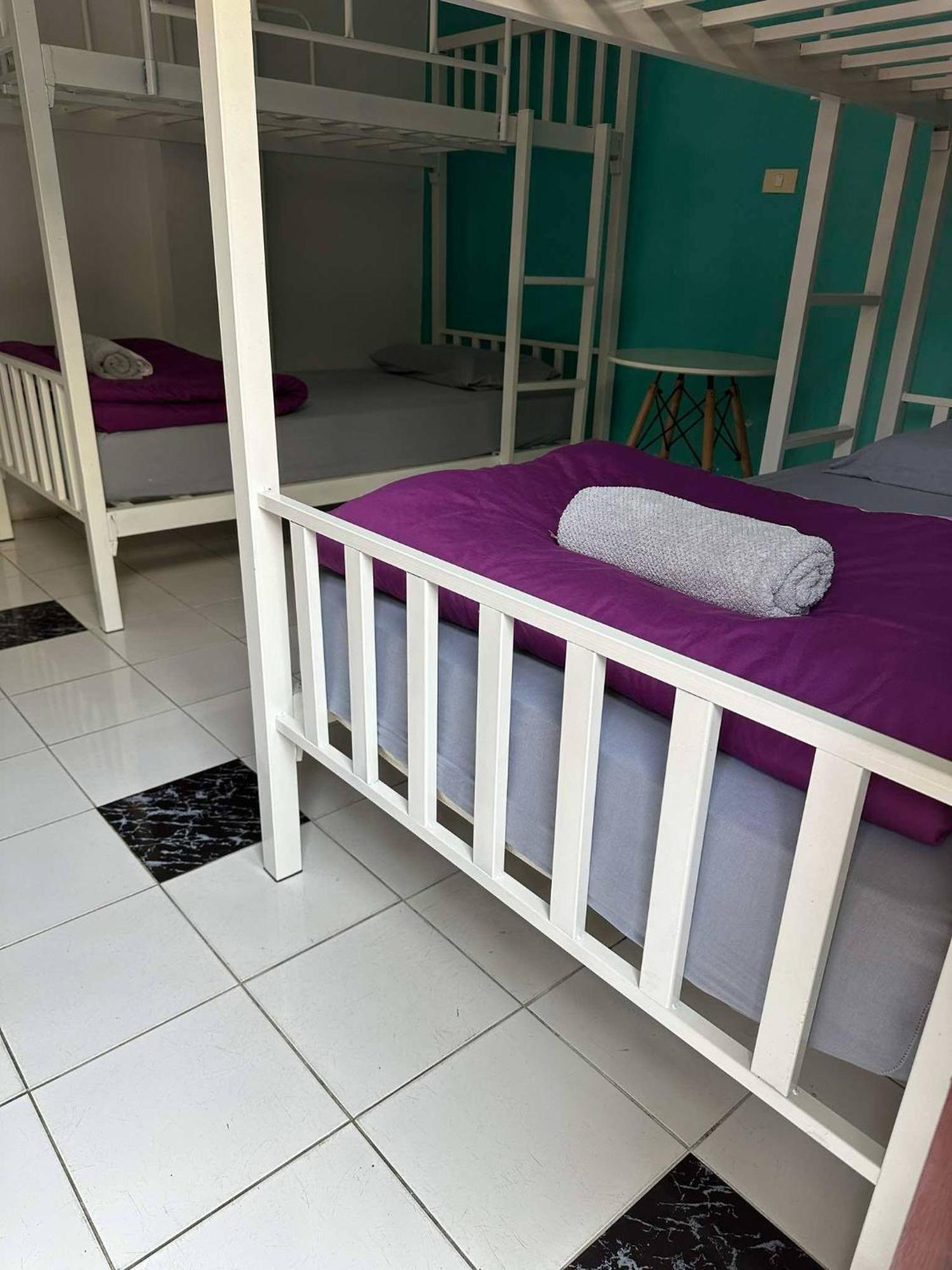 Blue Moon House - A Budget Hostel For Easy Travellers Chiang Mai Esterno foto
