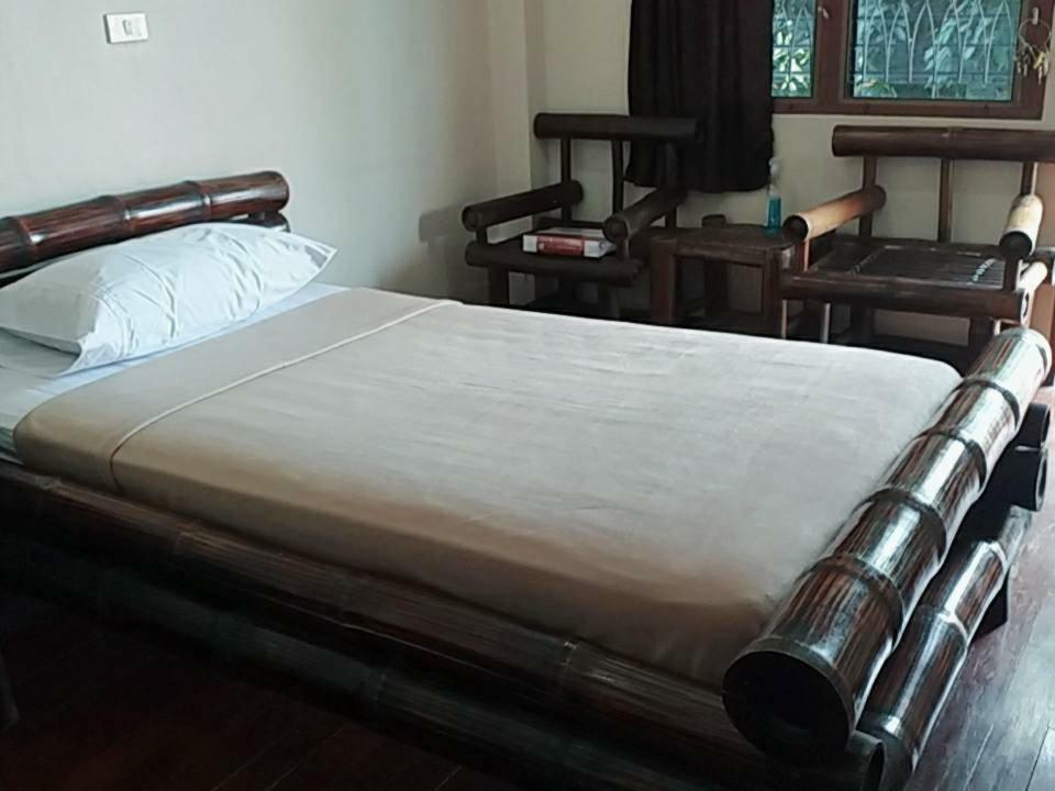 Blue Moon House - A Budget Hostel For Easy Travellers Chiang Mai Esterno foto